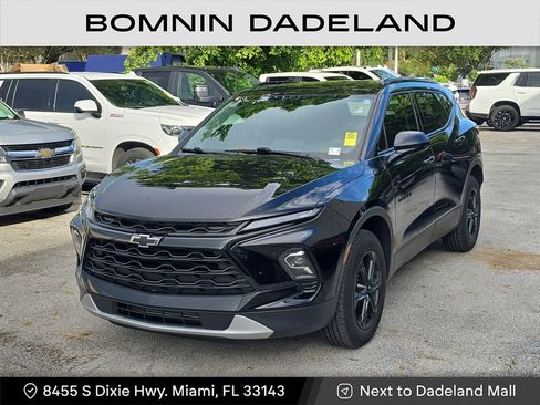 Used 2023 Chevrolet Blazer LT w/ Convenience Package image 2