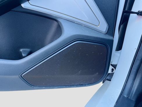 Used 2025 Acura Integra Base image 18