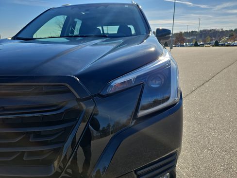 Used 2024 Subaru Forester Limited image 33