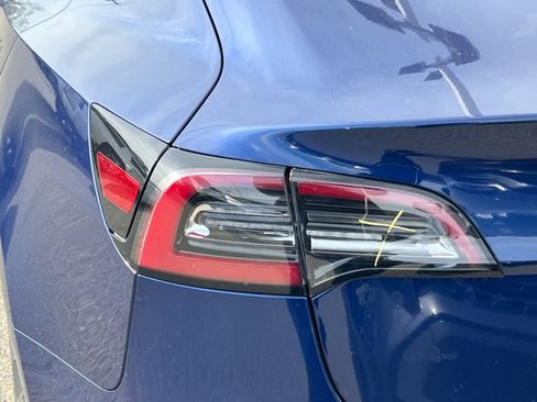 Used 2023 Tesla Model 3 Standard Range image 20