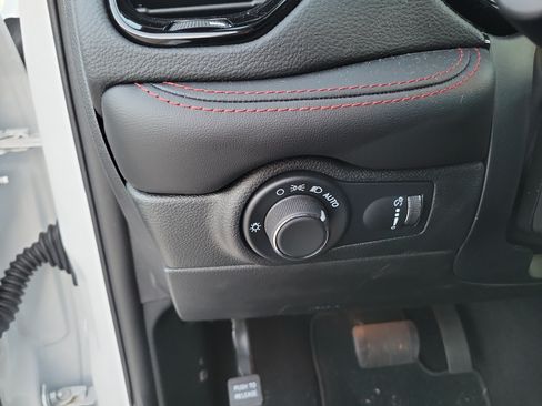 Certified 2025 Dodge Durango R/T AWD/4WD image 25