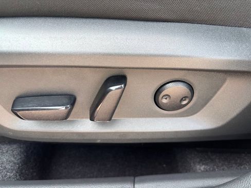 Certified 2026 Nissan Rogue SV AWD/4WD image 21