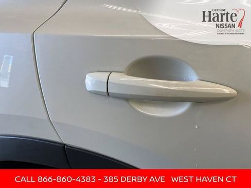 Certified 2023 Nissan Rogue SV AWD/4WD image 16