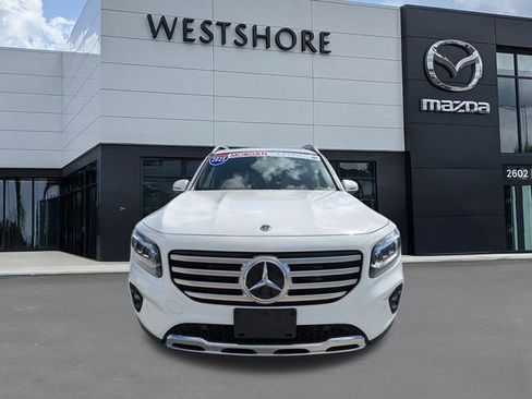 Used 2025 Mercedes-Benz GLB 250 4MATIC w/ Winter Package image 7