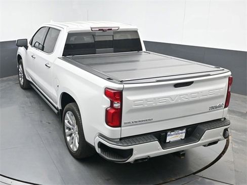 Used 2021 Chevrolet Silverado 1500 High Country w/ Technology Package image 41