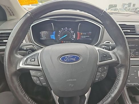 Used 2013 Ford Fusion Titanium w/ Titanium Driver Assist Pkg image 20