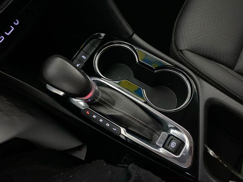 Used 2023 Buick Encore GX Essence w/ Experience Buick Package FWD image 30