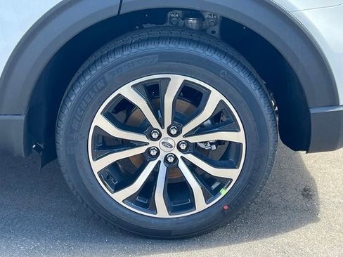 New 2026 Ford Explorer ST-Line image 9