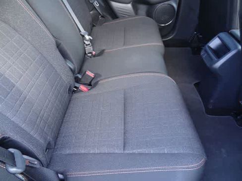 Used 2025 Honda HR-V Sport image 9