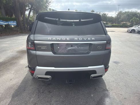 Used 2018 Land Rover Range Rover Sport HSE AWD/4WD image 4