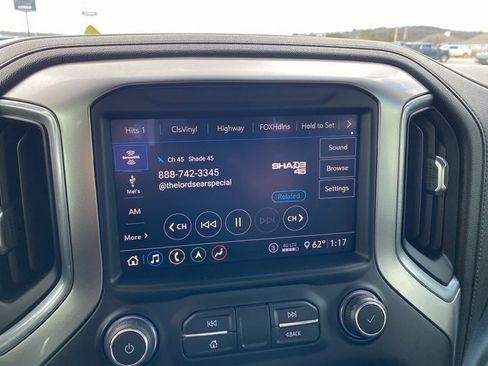 Used 2020 Chevrolet Silverado 3500 LTZ w/ LTZ Premium Package image 16