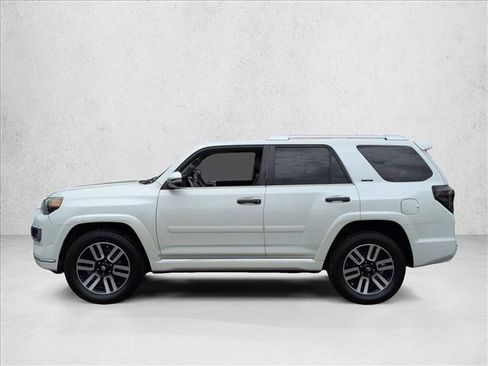 Used 2021 Toyota 4Runner Limited AWD/4WD image 5