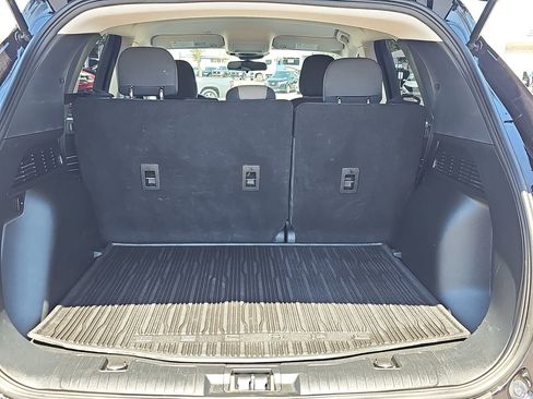 Used 2022 Ford Escape SE image 12