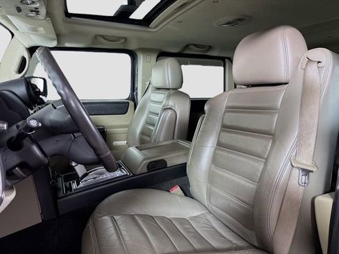 Used 2003 HUMMER H2 w/ Preferred Equipment Group AWD/4WD image 19