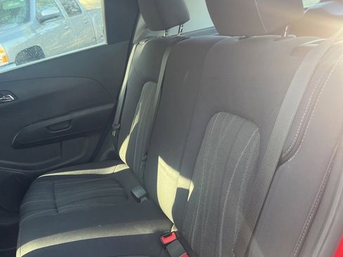 Used 2015 Chevrolet Sonic LT image 19