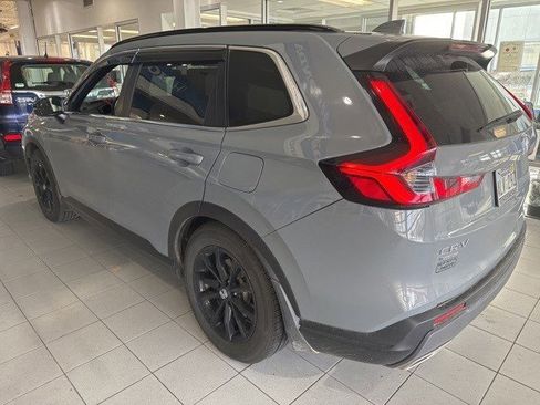 Used 2023 Honda CR-V Sport image 4
