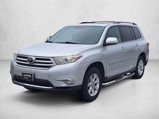 Used 2013 Toyota Highlander SE video 1
