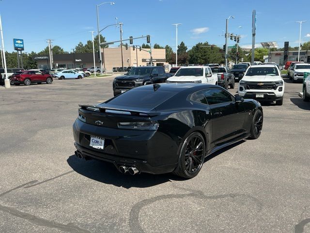 Used 2018 Chevrolet Camaro SS w/ LPO, Ground Effects Package RWD image 3
