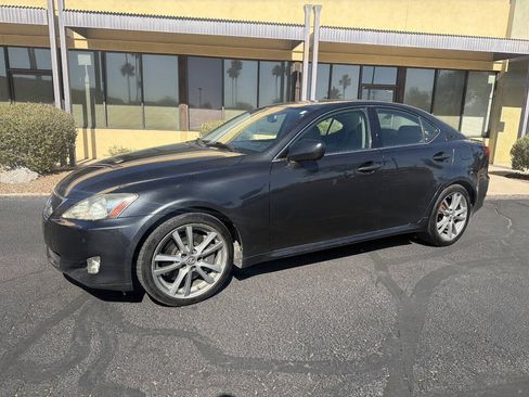 Used 2008 Lexus IS 350 RWD image 3