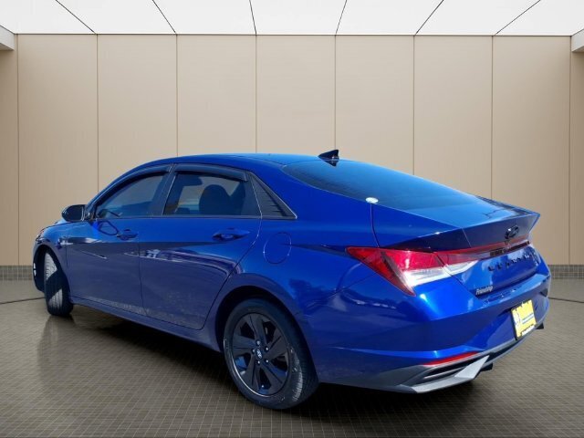 Used 2021 Hyundai Elantra SEL FWD image 13