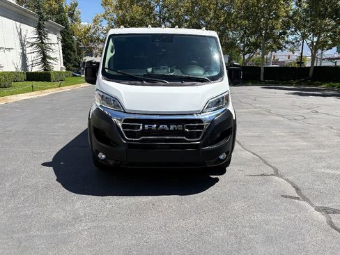 Used 2023 RAM ProMaster 2500 image 3