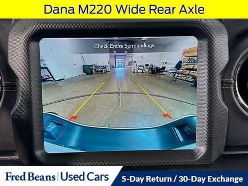 Used 2022 Jeep Gladiator Overland image 29