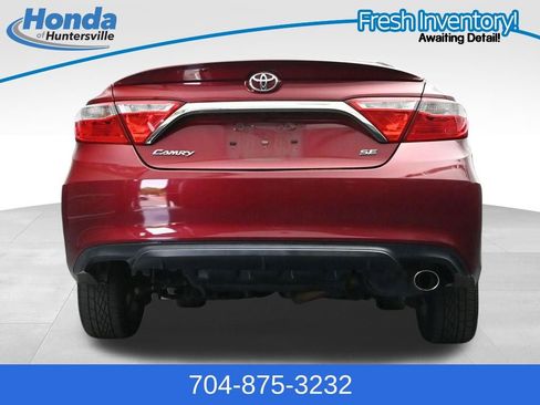 Used 2017 Toyota Camry SE FWD image 24