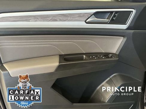Certified 2023 Volkswagen Atlas Cross Sport SE FWD image 12