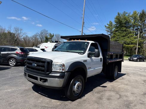 Used 2007 Ford F550 4x4 Regular Cab Super Duty image 5