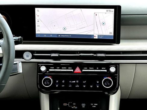 Used 2025 Hyundai Tucson Limited FWD image 32