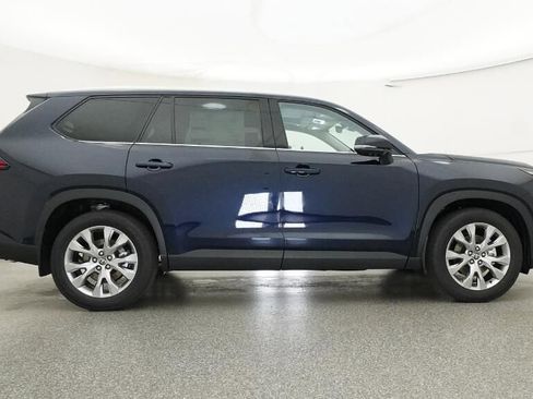 New 2026 Toyota Grand Highlander Limited image 27