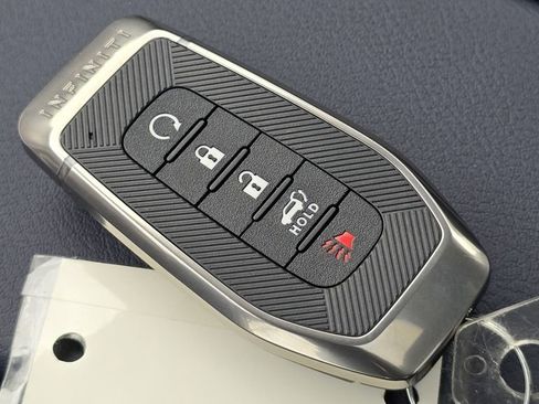 New 2026 INFINITI QX80 SPORT w/ Sport Exterior Package image 36