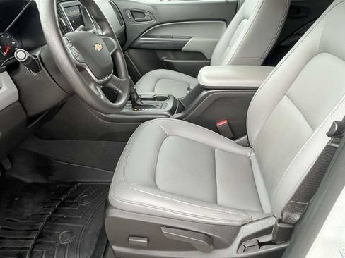 Used 2021 Chevrolet Colorado W/T w/ WT Convenience Package RWD image 15