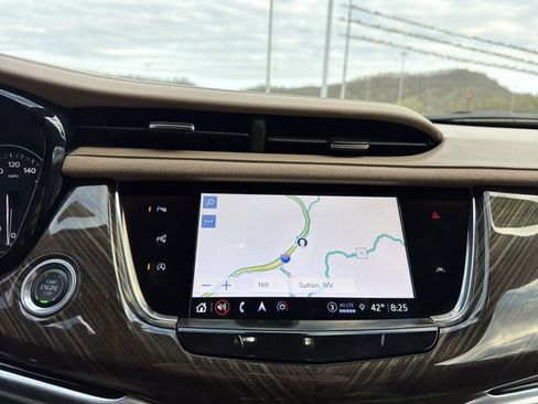 Used 2023 Cadillac XT6 Premium Luxury w/ Platinum Package AWD/4WD image 22