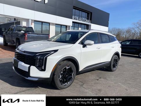 New 2026 Kia Sportage EX image 1