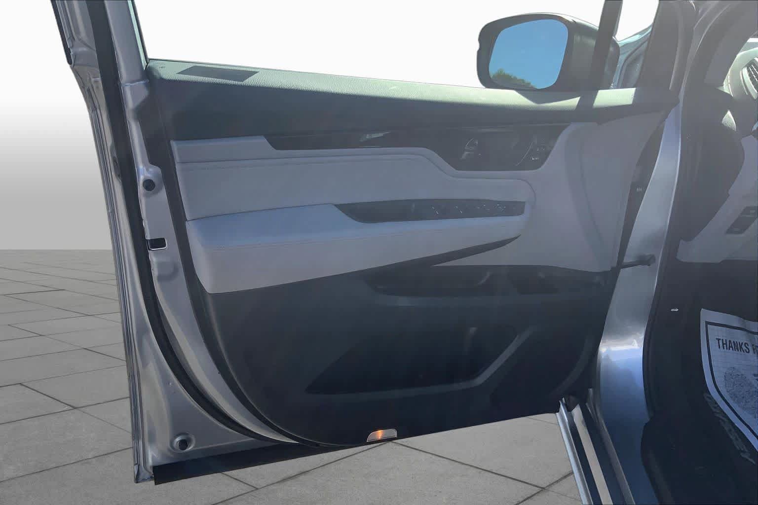 Used 2023 Honda Odyssey Touring image 22