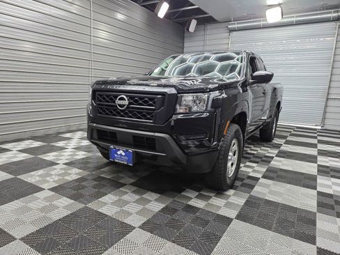 Used 2023 Nissan Frontier S AWD/4WD image 42