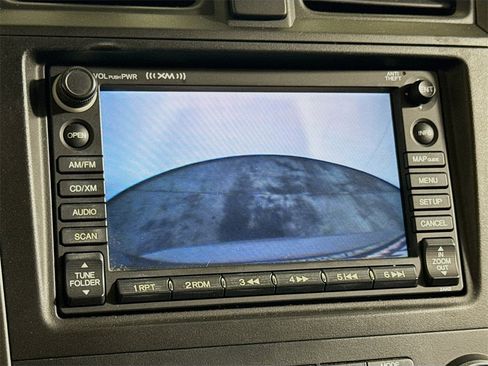 Used 2010 Honda CR-V EX-L image 11