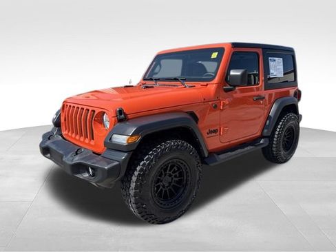 Used 2023 Jeep Wrangler Sport AWD/4WD image 3