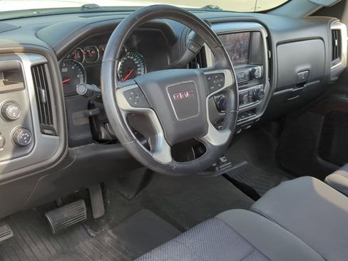 Used 2017 GMC Sierra 1500 SLE w/ SLE Value Package image 9
