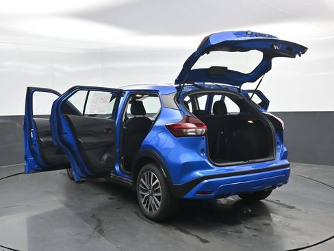 Used 2024 Nissan Kicks SV FWD image 47