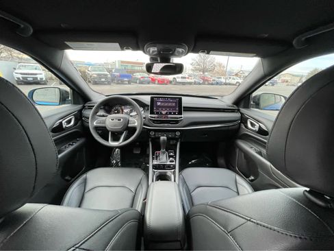 New 2026 Jeep Compass Limited image 12