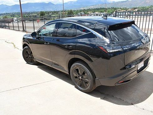 New 2025 Nissan Murano SV image 4
