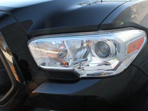 Used 2023 Toyota Tacoma SR w/ SR Convenience Package image 39