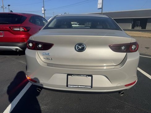 New 2026 MAZDA MAZDA3 2.5 S Sedan w/ Preferred Pkg image 30