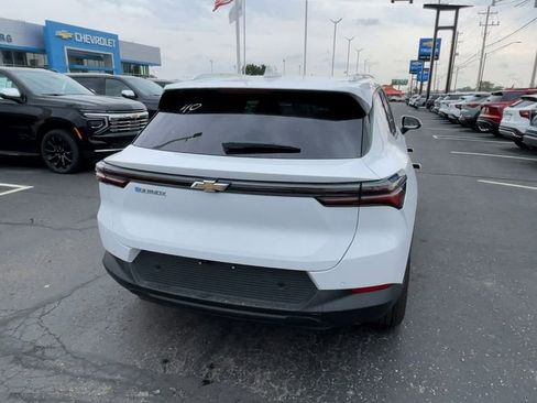 New 2026 Chevrolet Equinox EV LT image 9