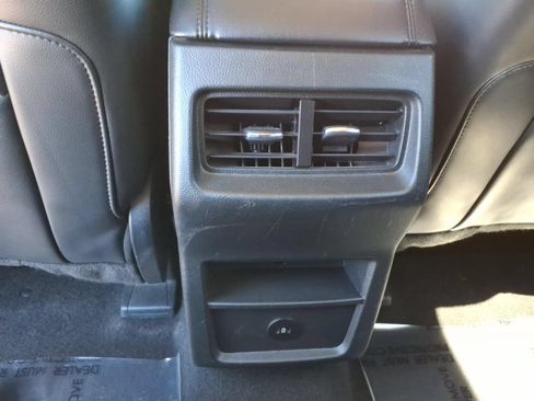 Used 2024 Ford Edge SEL AWD/4WD image 17