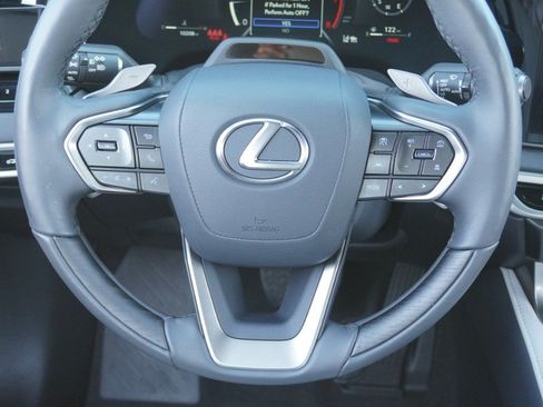 Used 2025 Lexus RX 350 Premium w/ Convenience Package FWD image 29