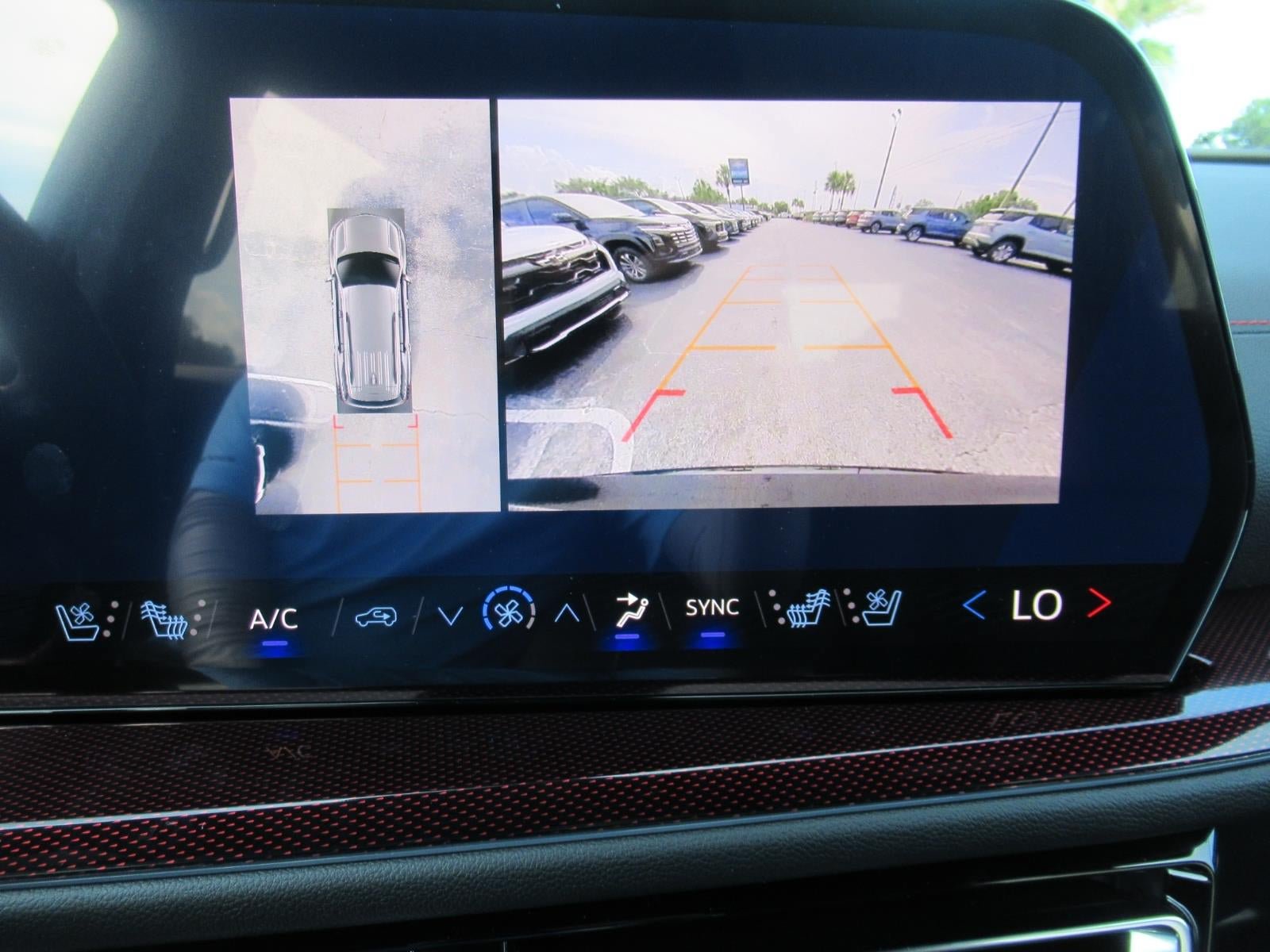 New 2026 Chevrolet Traverse RS w/ LPO, Floor Liner Package FWD image 30