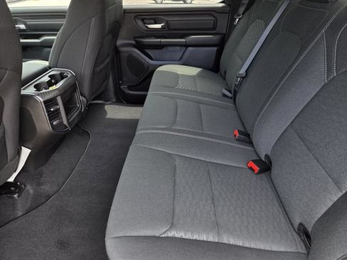 New 2026 RAM 1500 Express AWD/4WD image 24